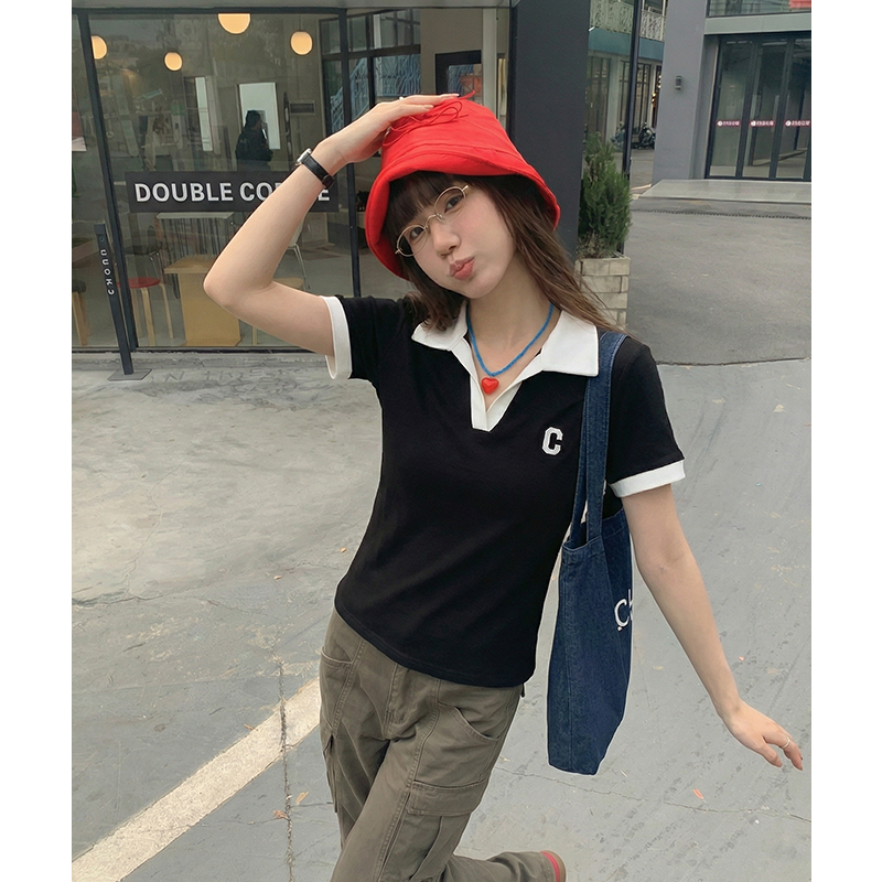 實拍實價#撞色polo領t恤女短袖夏季鎖骨別致v領短款上衣體恤