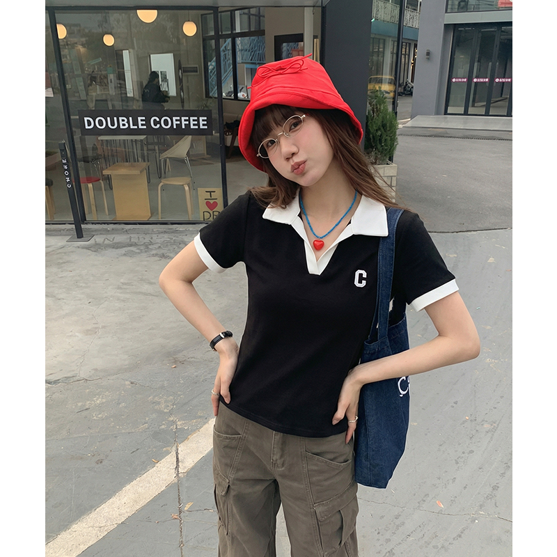 實拍實價#撞色polo領t恤女短袖夏季鎖骨別致v領短款上衣體恤