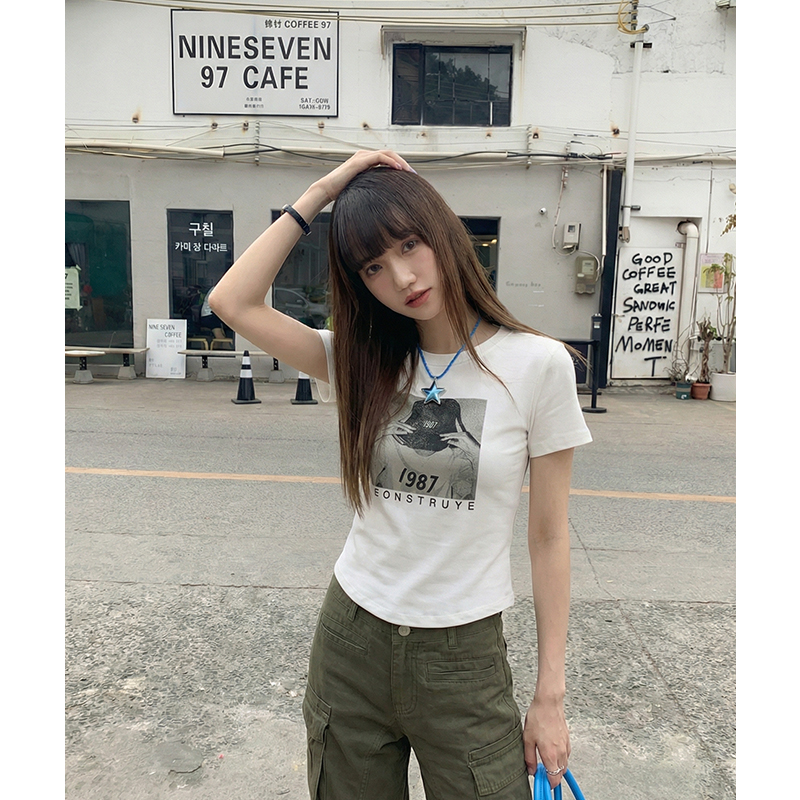 實拍實價#印花t恤短袖女設計感小眾夏季修身美式正肩上衣別致