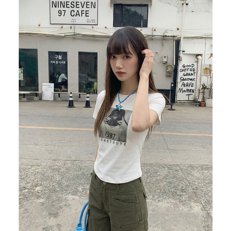 實拍實價#印花t恤短袖女設計感小眾夏季修身美式正肩上衣別致