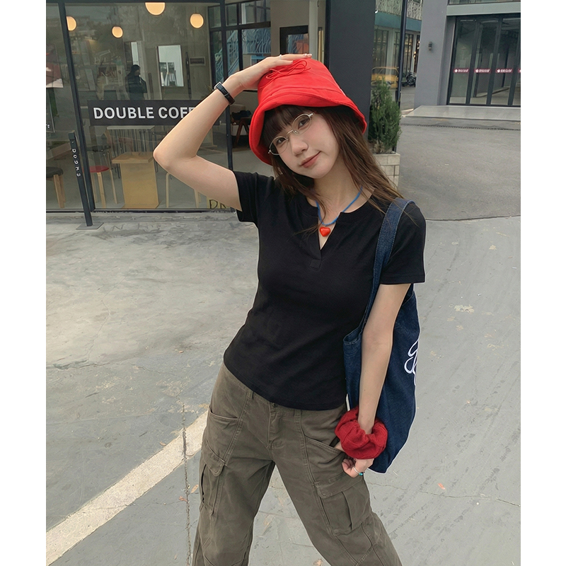 實價實拍#v領短袖t恤女夏2026歐貨灰色內搭打底衫修身顯瘦飛飛袖