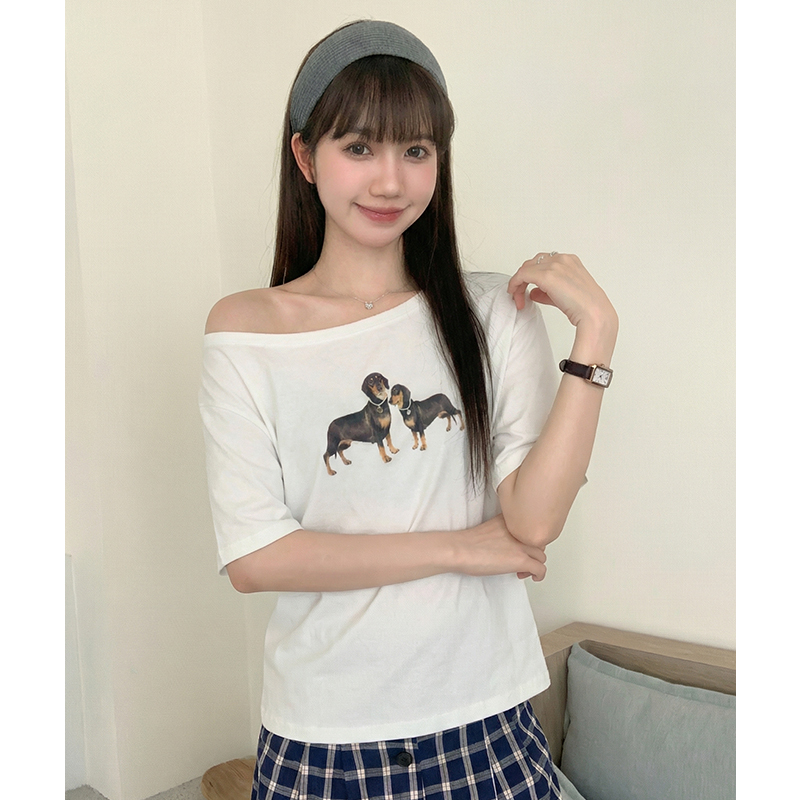實拍實價#短袖t恤女夏季2026新款小狗印花設計感純欲露肩斜肩上衣