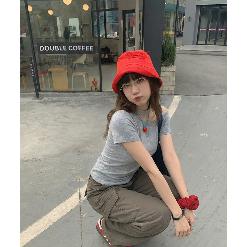 實拍實價#掛脖斜肩露肩短袖t恤女2026新款設計感半袖修身短款上衣
