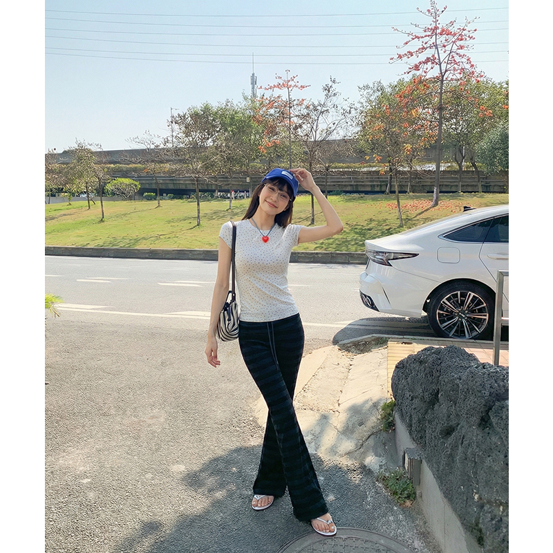 實拍實價星星波點印花短袖t恤女夏2026新款百搭修身顯瘦短款上衣
