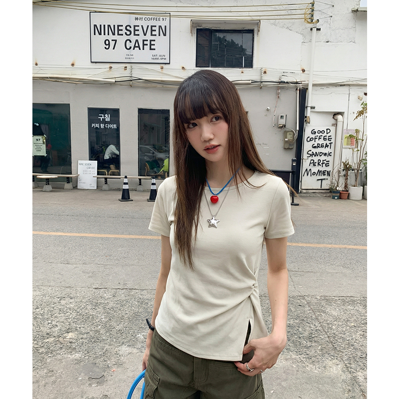 實拍實價#豆綠色不規則扭結正肩短袖t恤女夏季休閑百搭修身短款