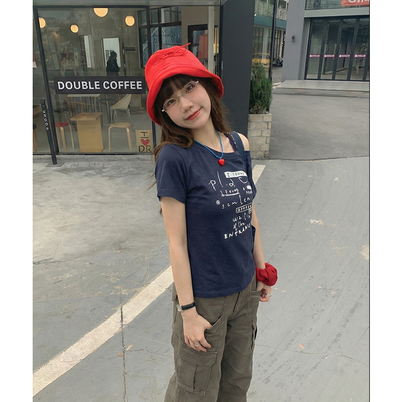 實拍實價#短袖t恤女2026夏季新款印花蕾絲吊帶拼接露肩斜肩上衣潮