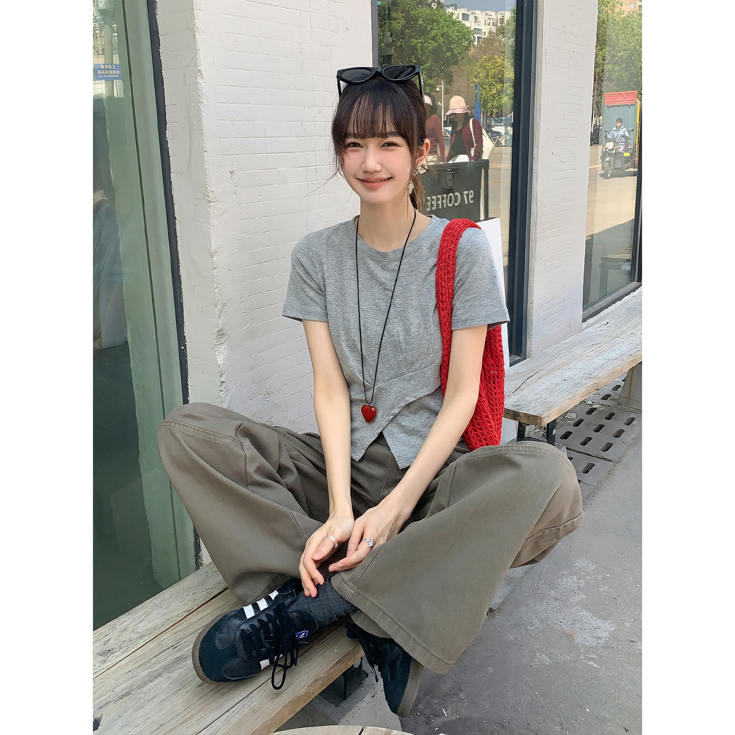 實拍實價#開叉t恤女短袖夏裝2026新款魚骨設計感上衣體恤潮
