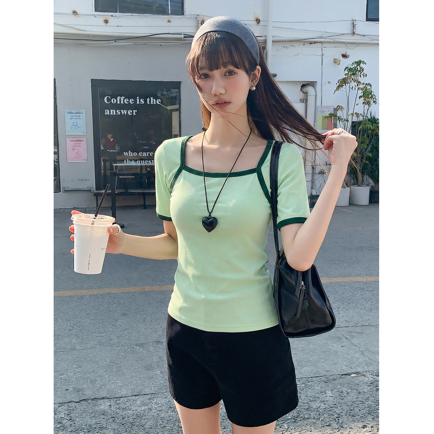 實拍實價#t恤女夏季2026新款拼接獨特修身方領短款上衣體恤潮