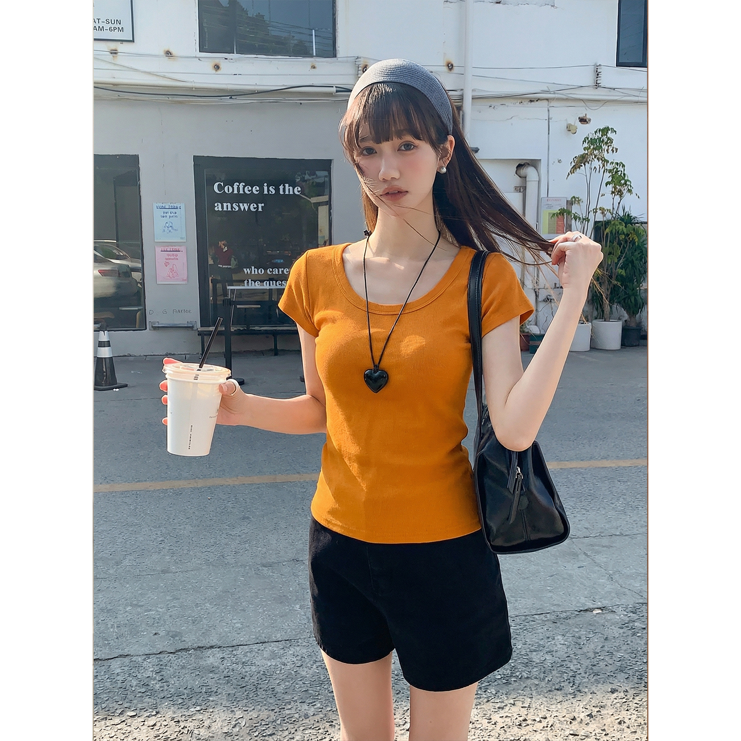 實拍實價低圓領短款上衣夏季露鎖骨甜辣風設計感螺紋體恤女