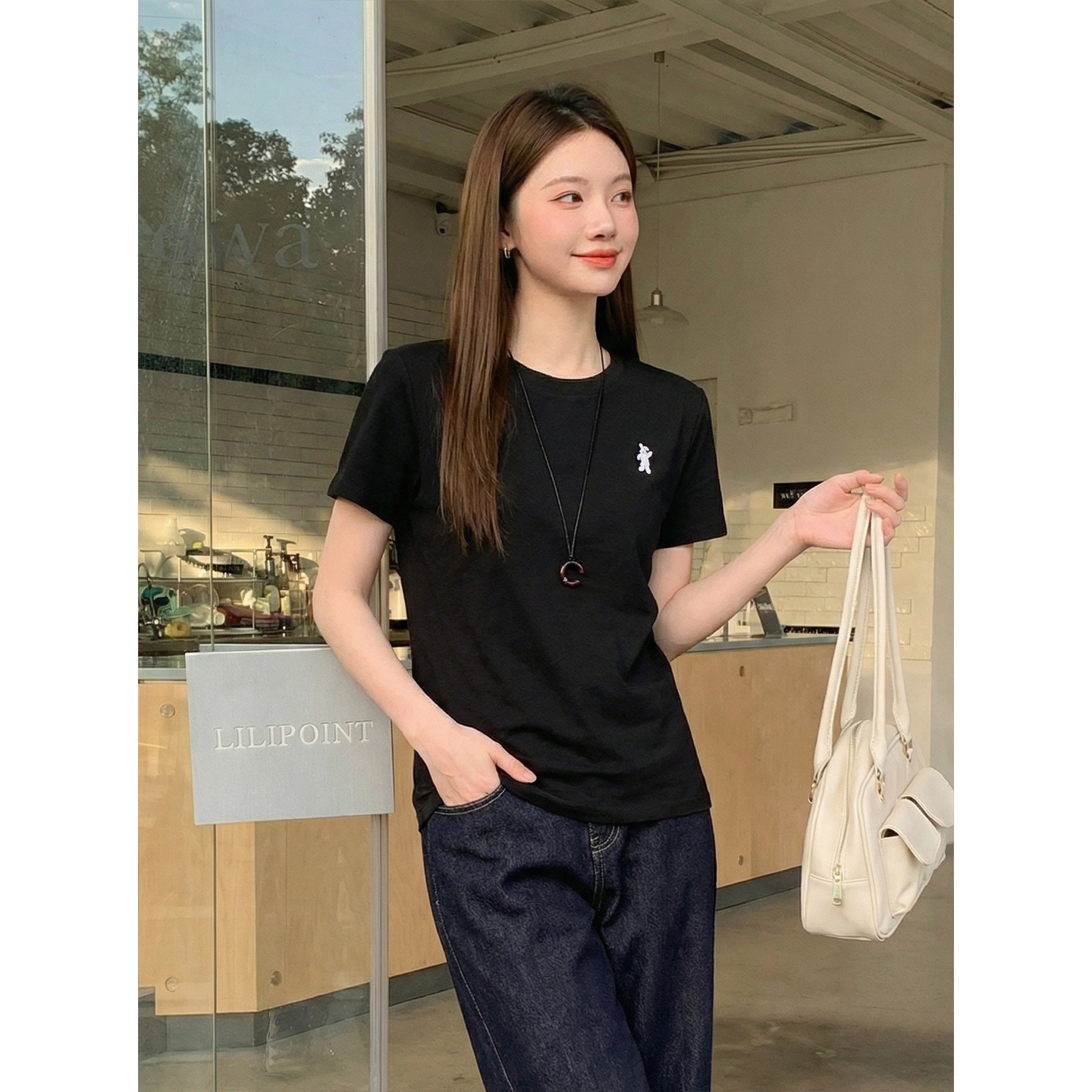 實拍實價紅色刺繡短袖t恤女夏2026新款半袖體恤休閑寬松百搭上衣