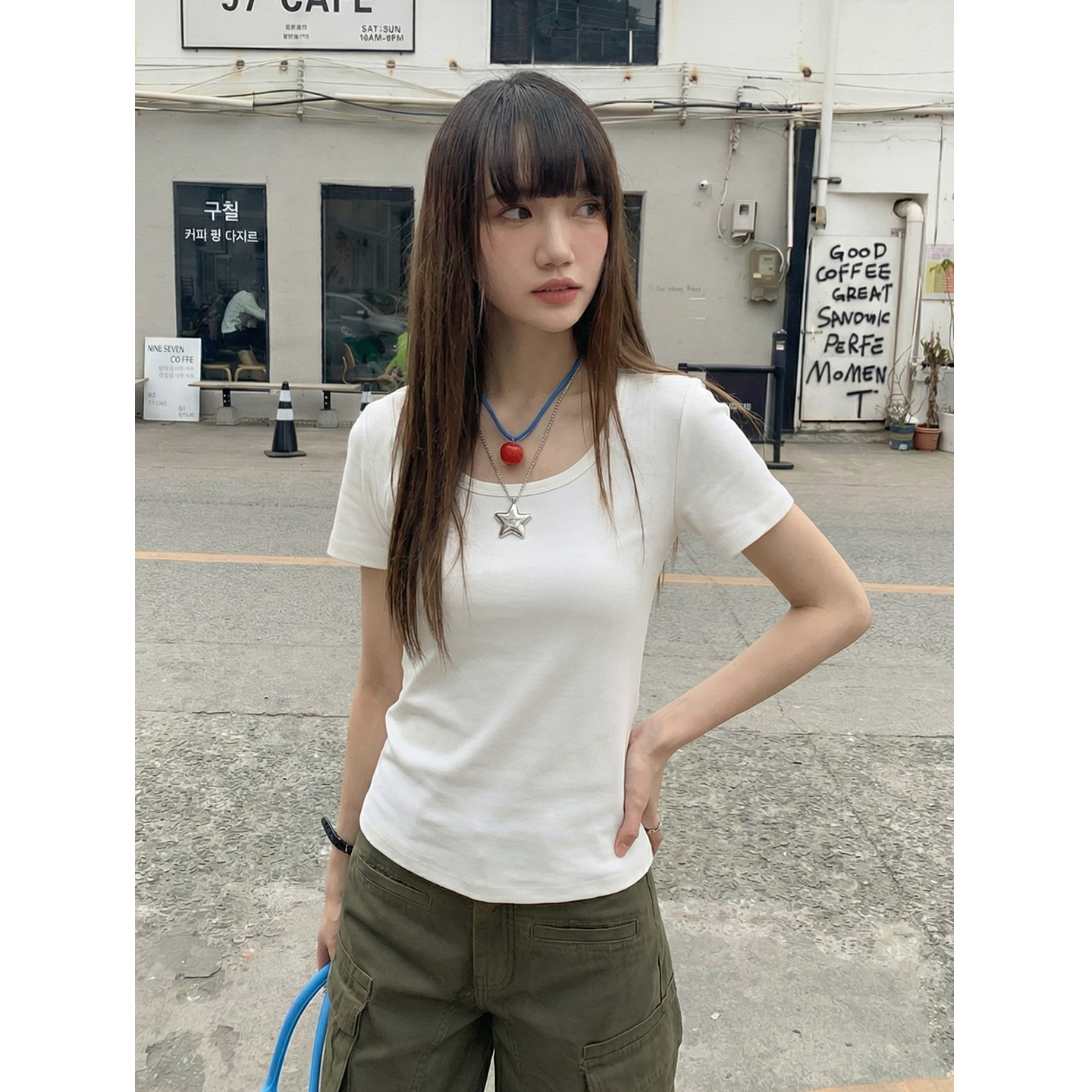 實拍實價蕾絲拼接露背圓領T恤女短袖2026新款設計感后背鏤空上衣