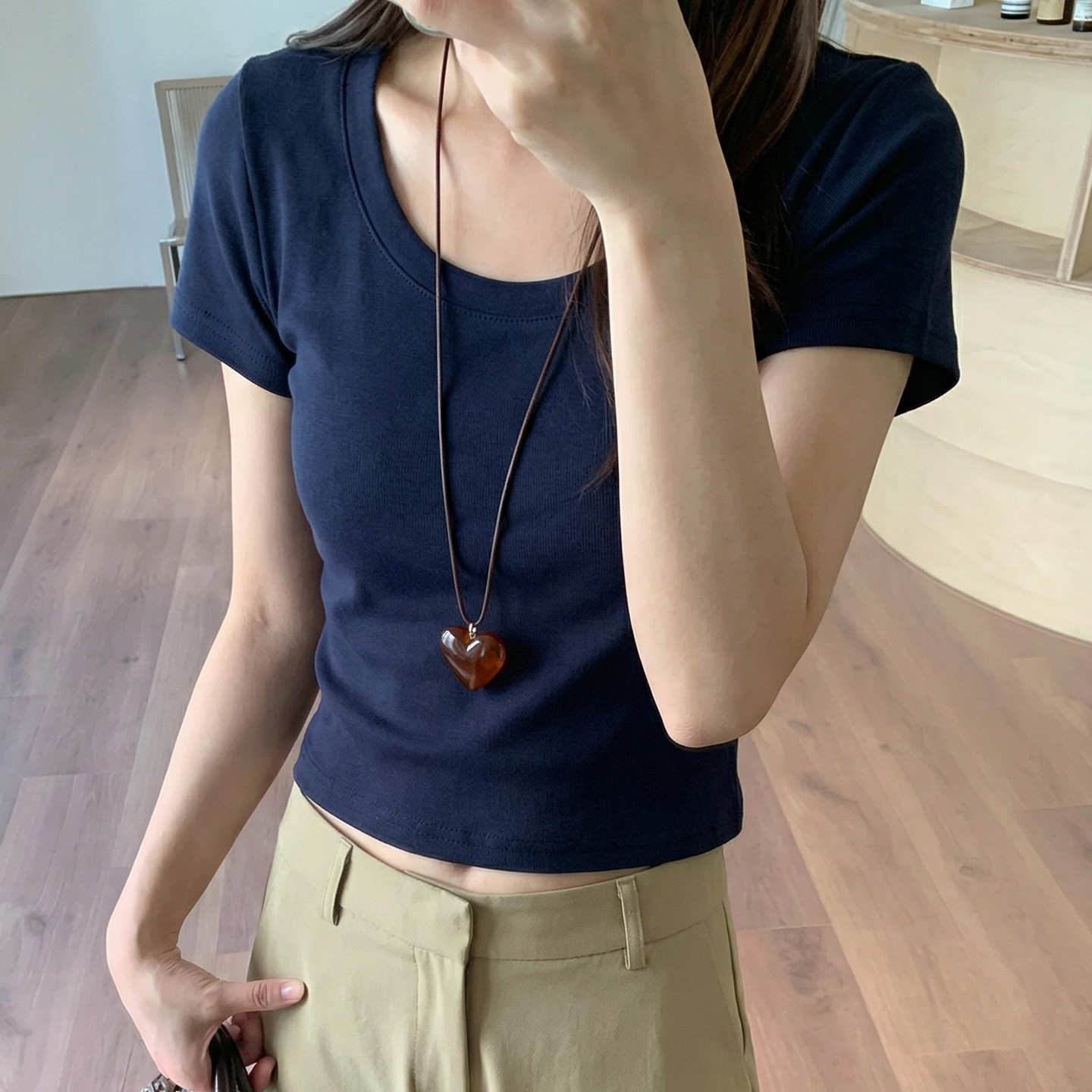 實價實拍灰色純棉u領正肩短袖t恤女夏季2026新款小個子短款上衣