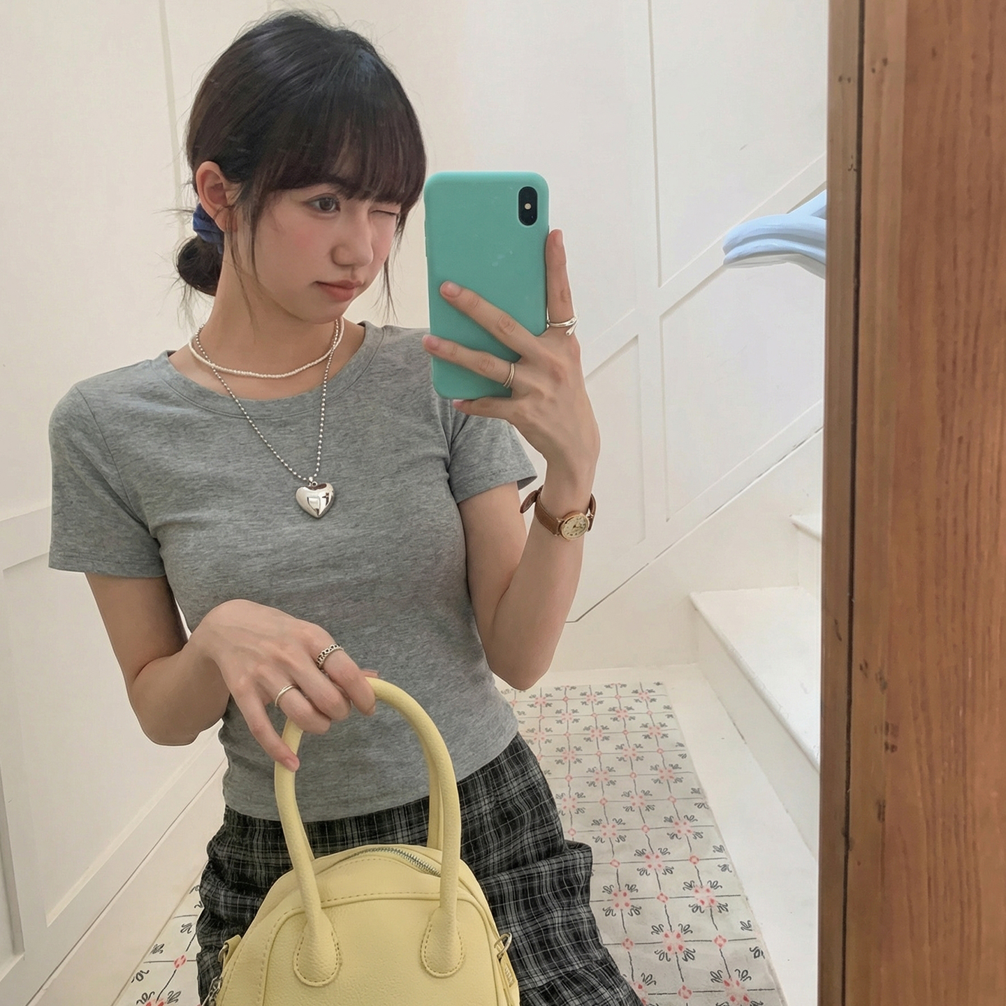 實價實拍灰色純棉u領正肩短袖t恤女夏季2026新款小個子短款上衣