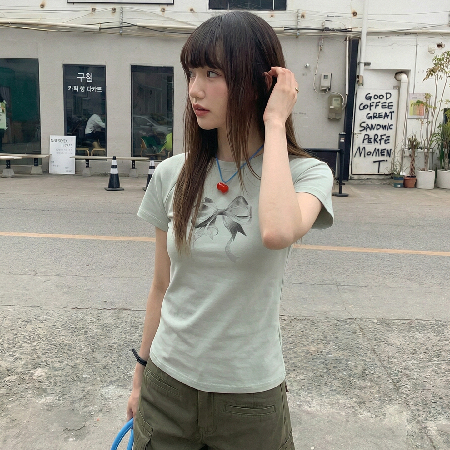 實拍實價#印花短袖t恤女夏2026新款設計感小眾圓領緊身短款上衣潮