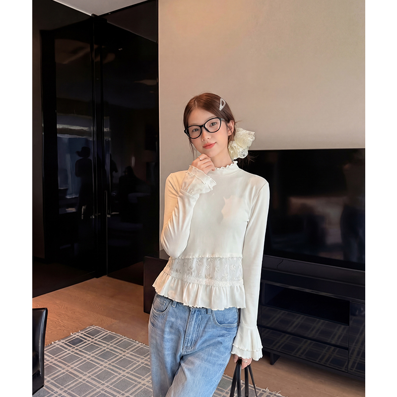 實拍實價#白色半高領蕾絲長袖t恤女春季新款修身顯瘦喇叭袖內搭