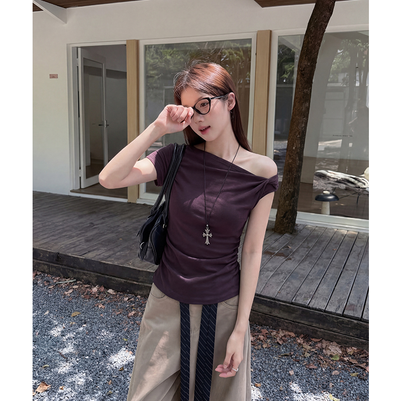 實拍實價白色短袖T恤斜肩女內搭純色2026夏季修身顯瘦收腰褶皺