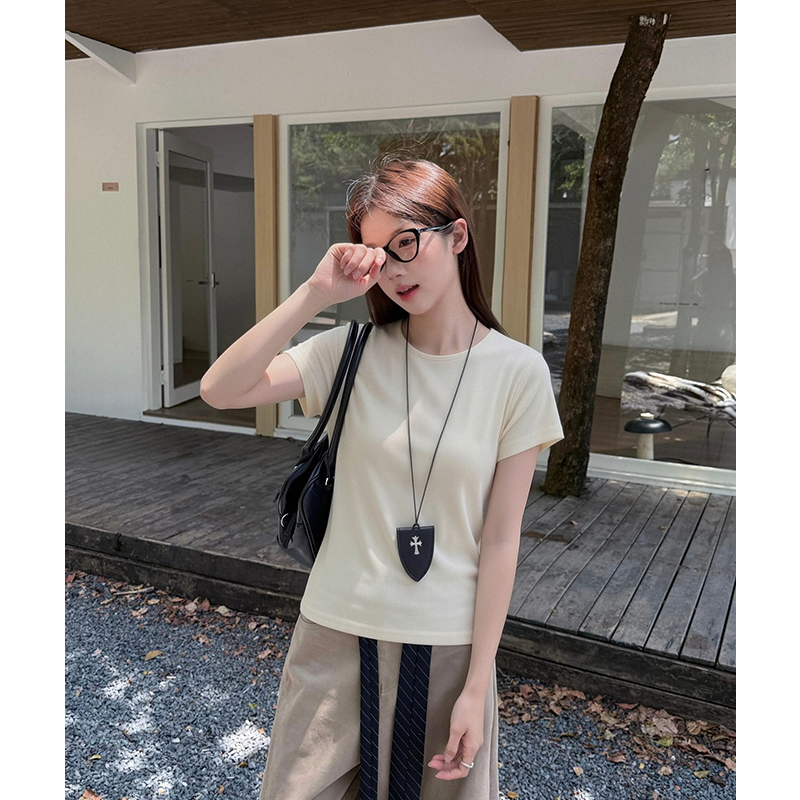 實拍實價萊賽爾天絲短款露臍上衣女純色基礎款體恤打底衫圓領正肩