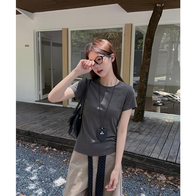 實拍實價萊賽爾天絲短款露臍上衣女純色基礎款體恤打底衫圓領正肩