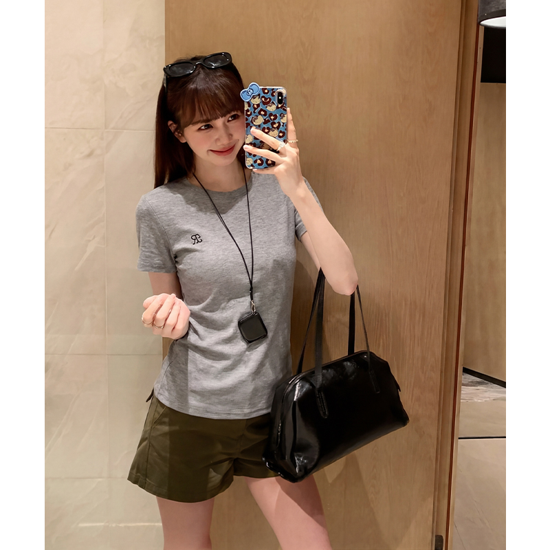實拍實價#短袖t恤女春2026新款繡花洋氣小衫百搭上衣體恤打底衫潮