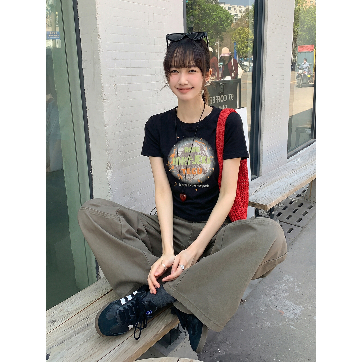 實價實拍#白色正肩短袖t恤女夏季2026新款印花獨特別致設計感抽繩