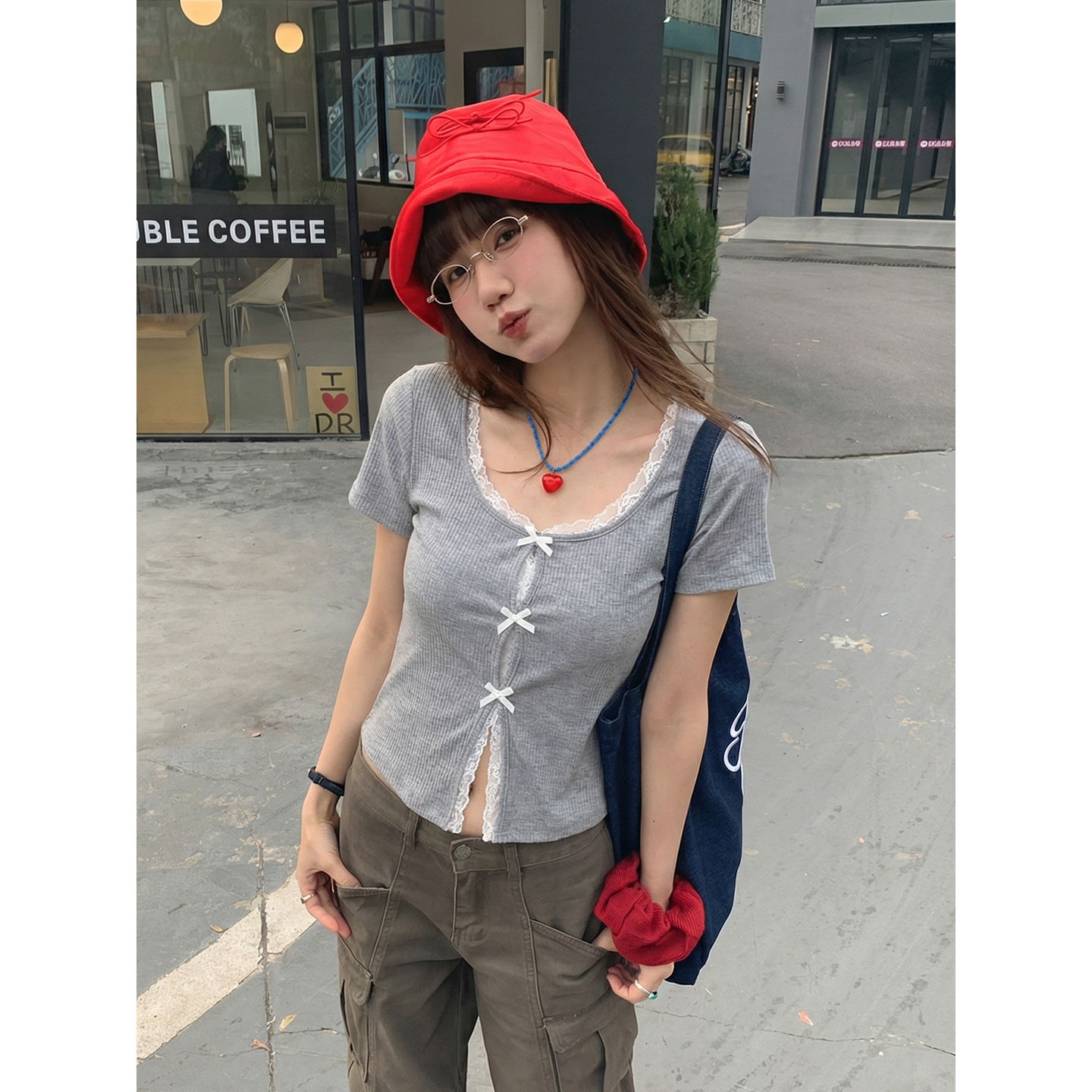 實拍實價#u領假兩件短袖T恤女2026夏款甜辣蝴蝶藍色蕾絲花邊上衣