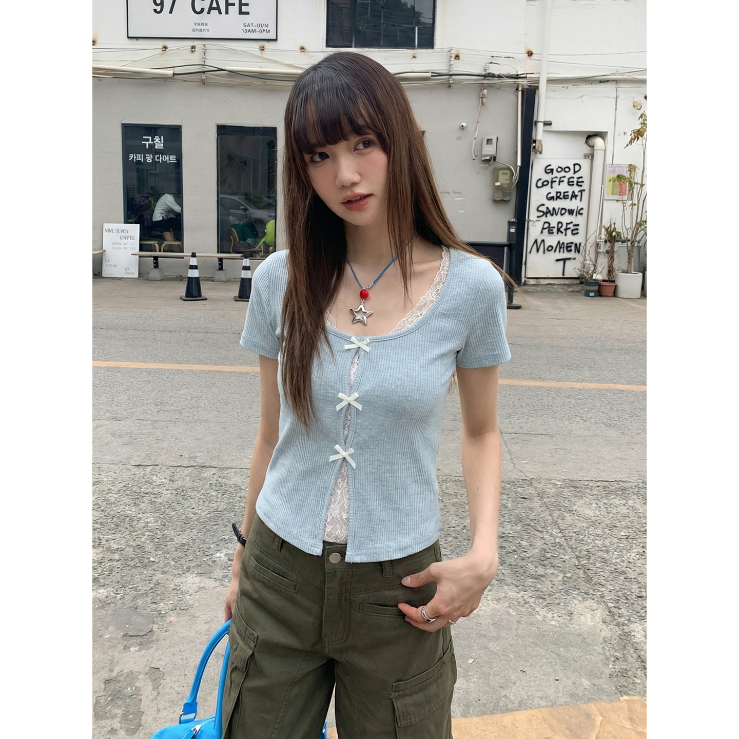 實拍實價#u領假兩件短袖T恤女2026夏款甜辣蝴蝶藍色蕾絲花邊上衣