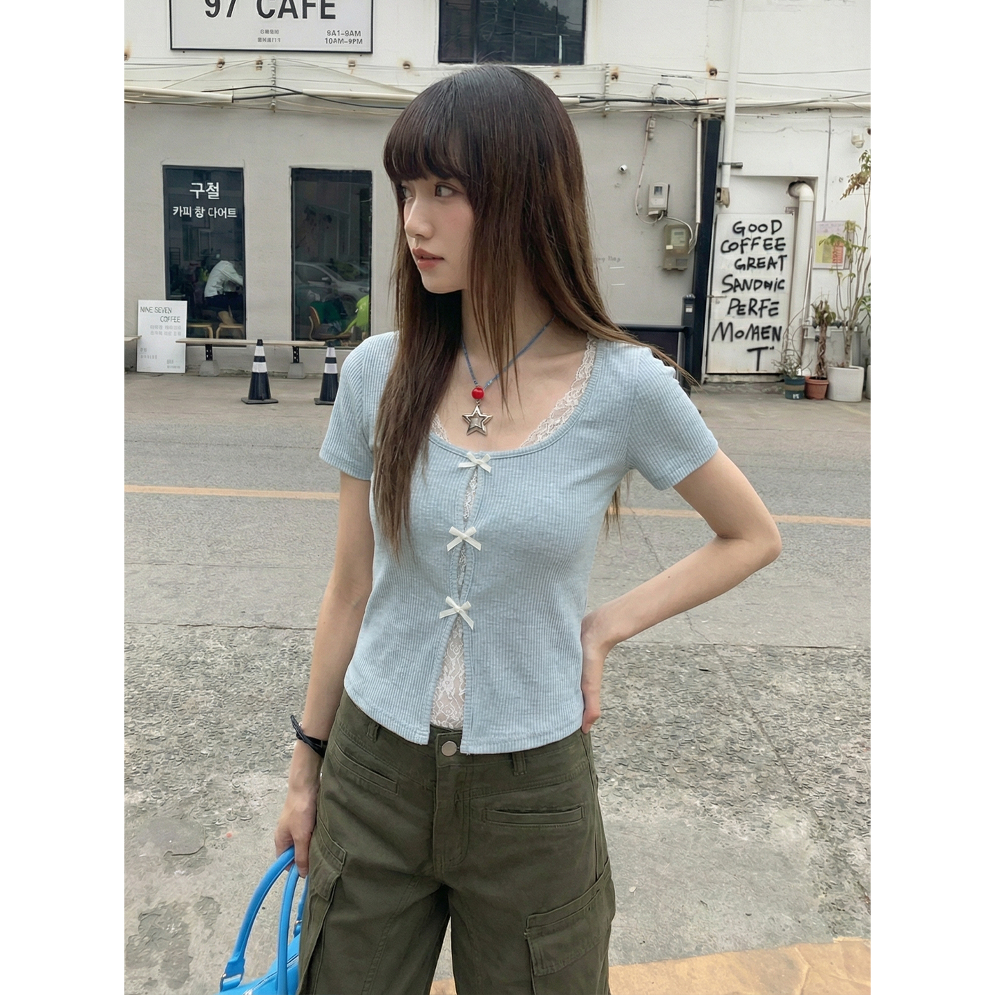 實拍實價#u領假兩件短袖T恤女2026夏款甜辣蝴蝶藍色蕾絲花邊上衣