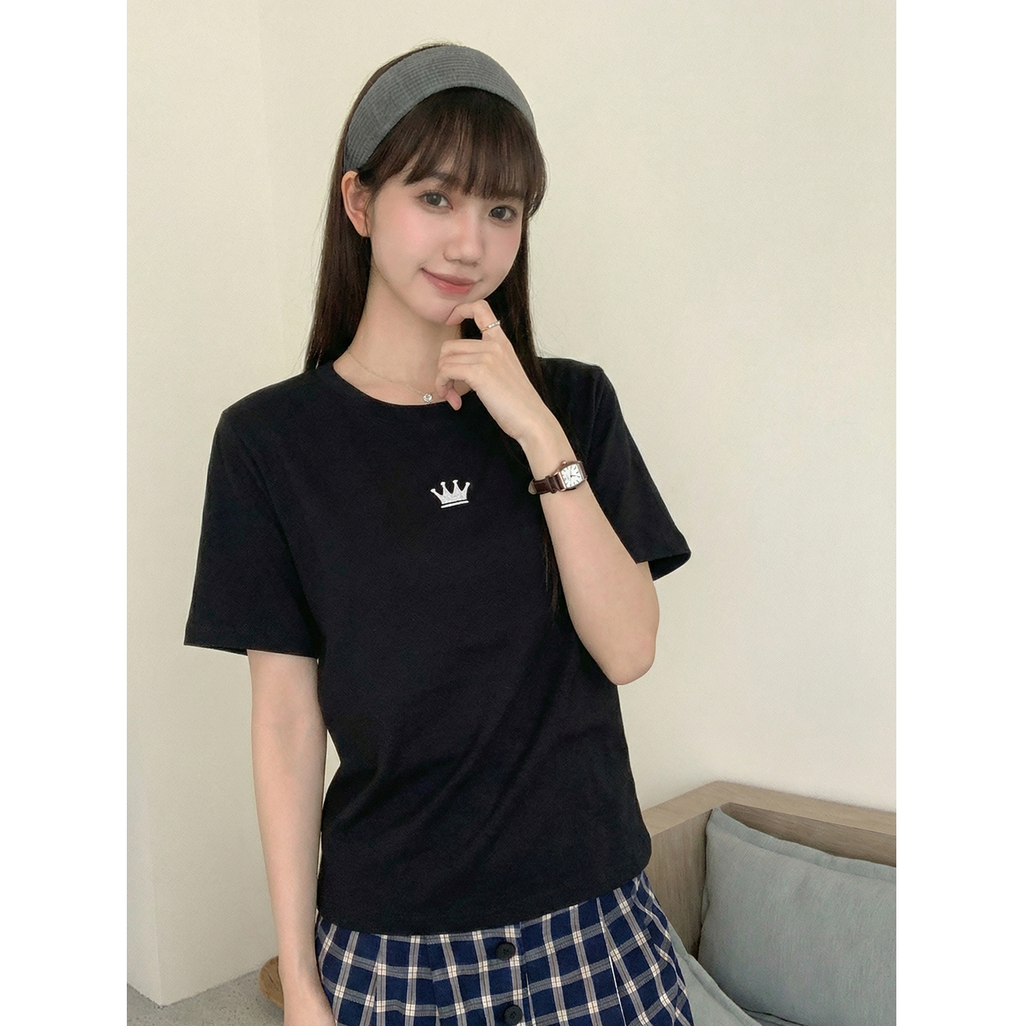 實拍實價正肩t恤女短袖夏季2026新款圓領設計感刺繡修身顯瘦上衣
