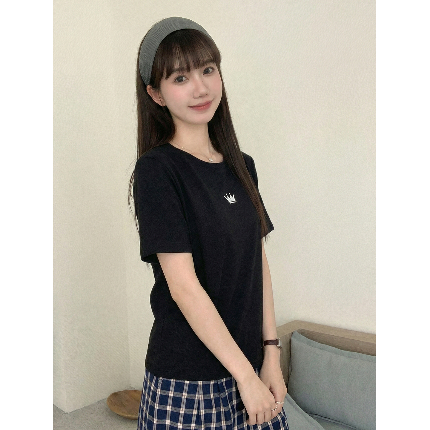 實拍實價正肩t恤女短袖夏季2026新款圓領設計感刺繡修身顯瘦上衣