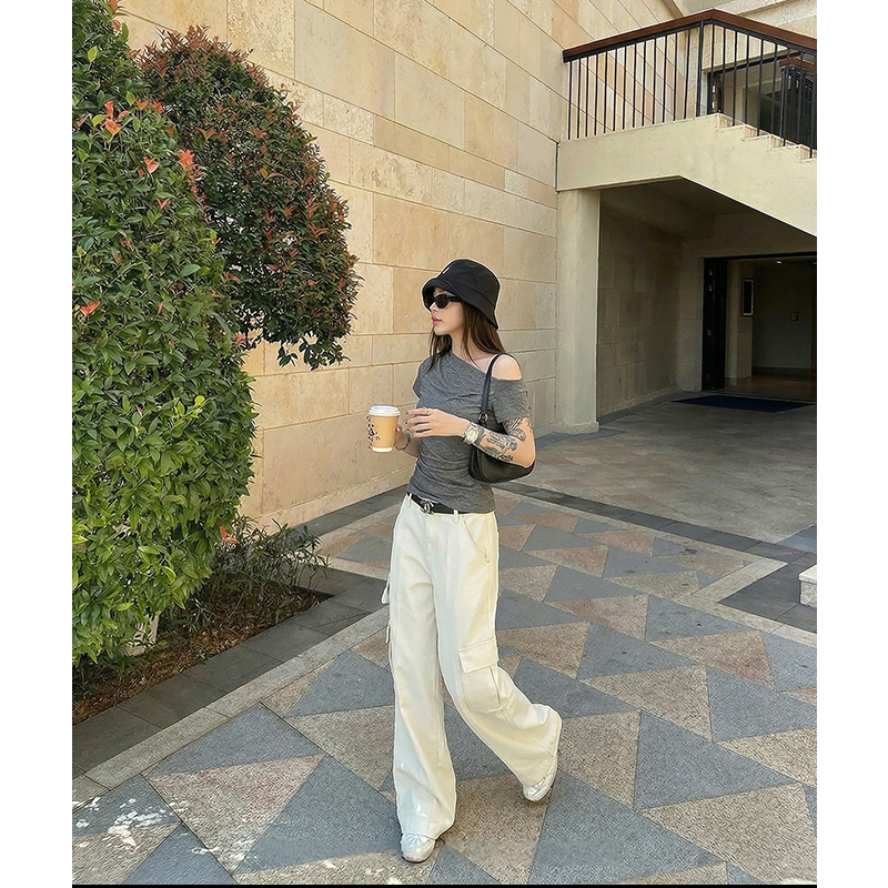 AI實價斜肩短袖t恤女2026春季新款設計感百搭修身顯瘦露肩上衣
