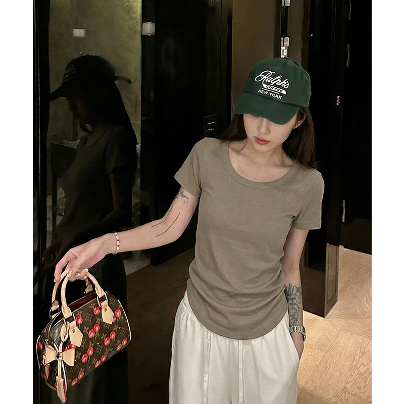 AI實價低圓領短款上衣夏季露鎖骨甜辣風設計感螺紋體恤女