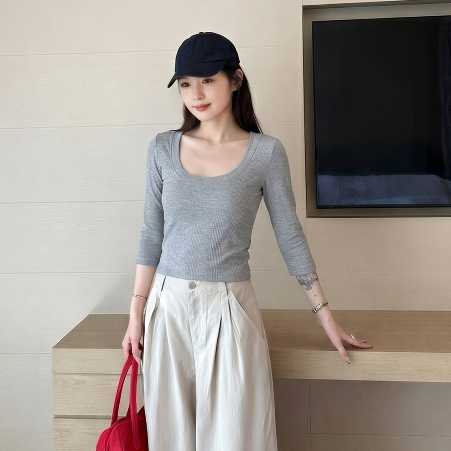 AI實價#灰色七分袖u領正肩t恤女2026新款夏季打底衫中袖五分袖