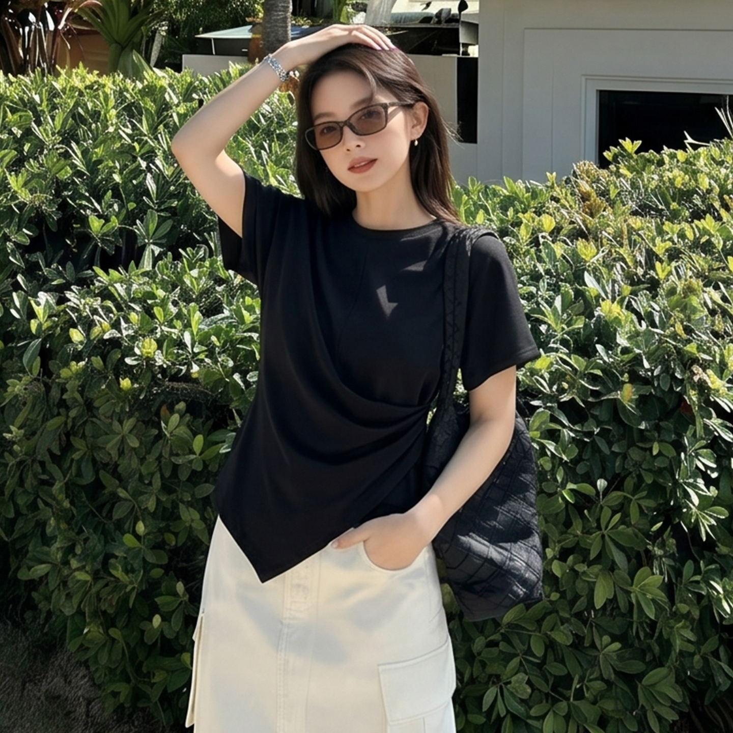 AI實價#黑色短袖t恤女2026春季休閑收腰顯瘦寬松獨特漂亮不規則