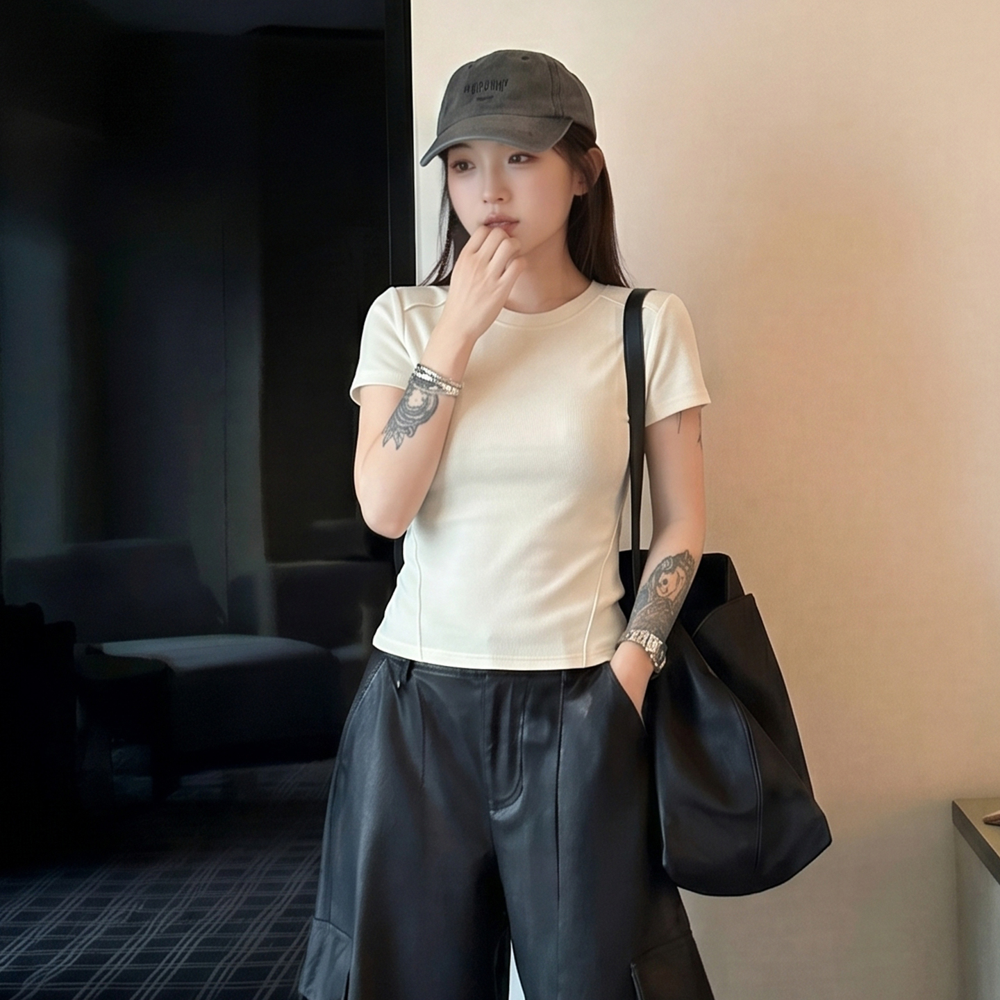 AI實拍#基礎白色正肩短袖t恤女春季打底衫體恤小個子短款上衣
