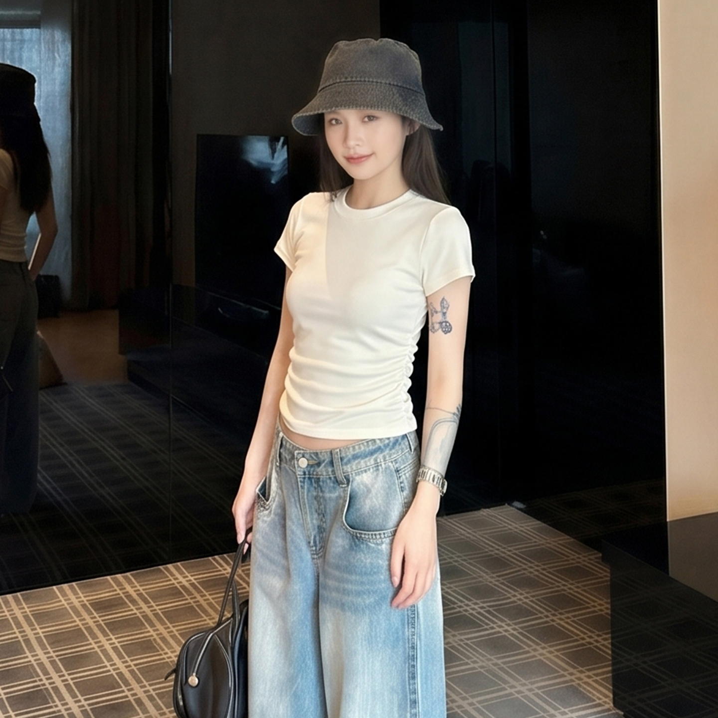 AI實價#圓領純色短袖t恤女夏季2026新款洋氣體恤修身顯瘦純棉