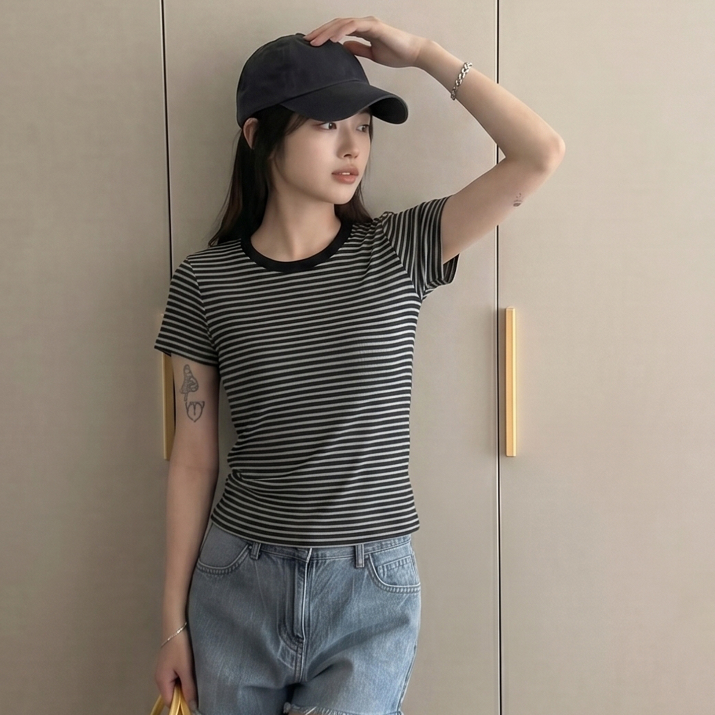 AI實價#圓領條紋t恤女短袖夏季2026新款洋氣小衫修身短款上衣女
