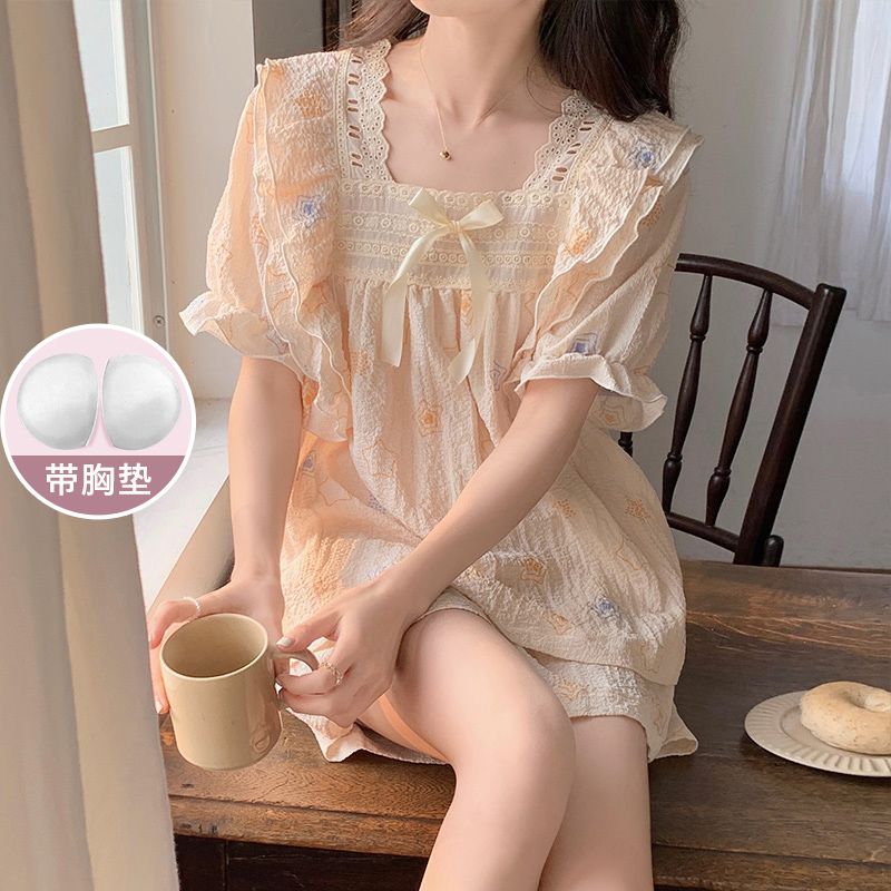 LN76145# 果子狸带胸垫睡衣女夏季公主风花边短袖短裤泡泡皱家居服