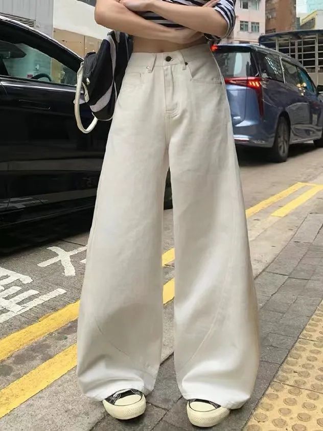 白色闊腿鐮刀牛仔褲女夏季新款高腰寬松顯瘦設計感百搭拖地彎刀褲