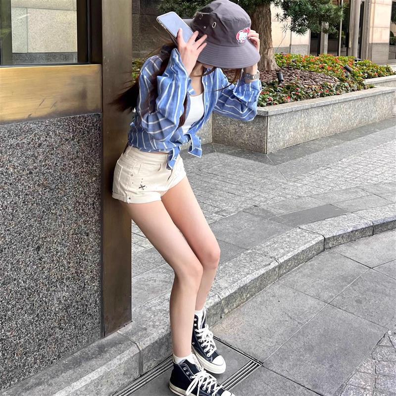 超短女裝洋氣燙鉆辣妹風卷邊牛仔短褲夏裝韓版低腰闊腿褲A字熱褲