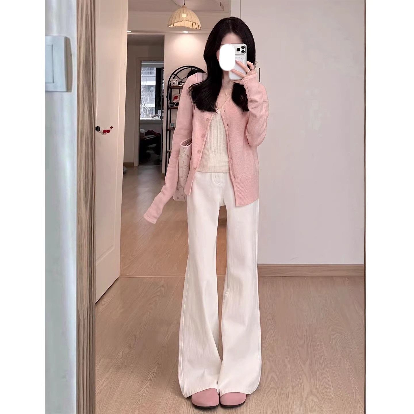 白色不貼腿微喇牛仔褲女2026年春夏季新款寬松休閑闊腿顯瘦拖地褲