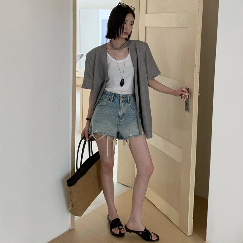 藍色牛仔褲女2026年夏季薄款短褲高腰顯瘦毛邊藍色闊腿A字熱褲