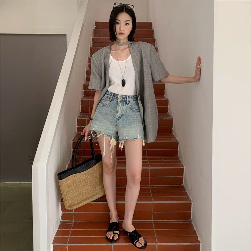 藍色牛仔褲女2026年夏季薄款短褲高腰顯瘦毛邊藍色闊腿A字熱褲