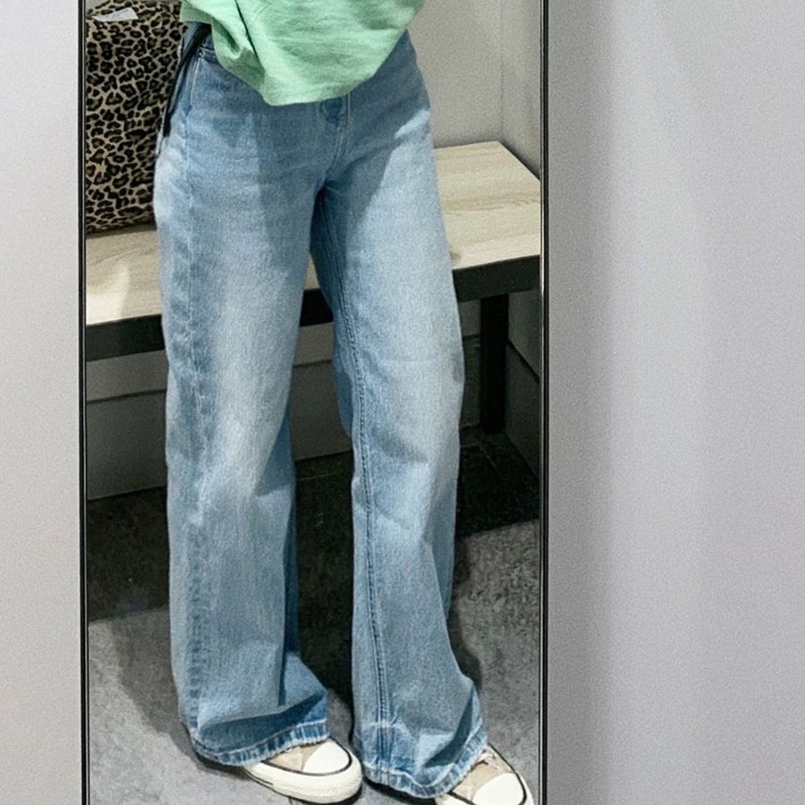 藍色高腰窄版直筒牛仔褲女2026春季新款慵懶風顯瘦遮肉闊腿長褲子