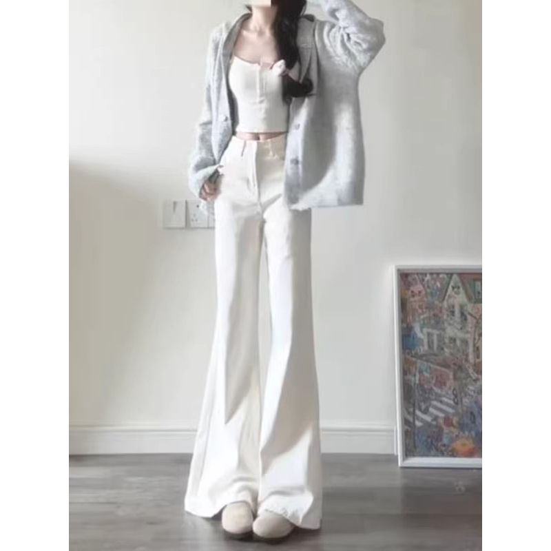 初春高個子加長白色微喇牛仔褲女春季新款高腰顯瘦不貼腿喇叭褲子