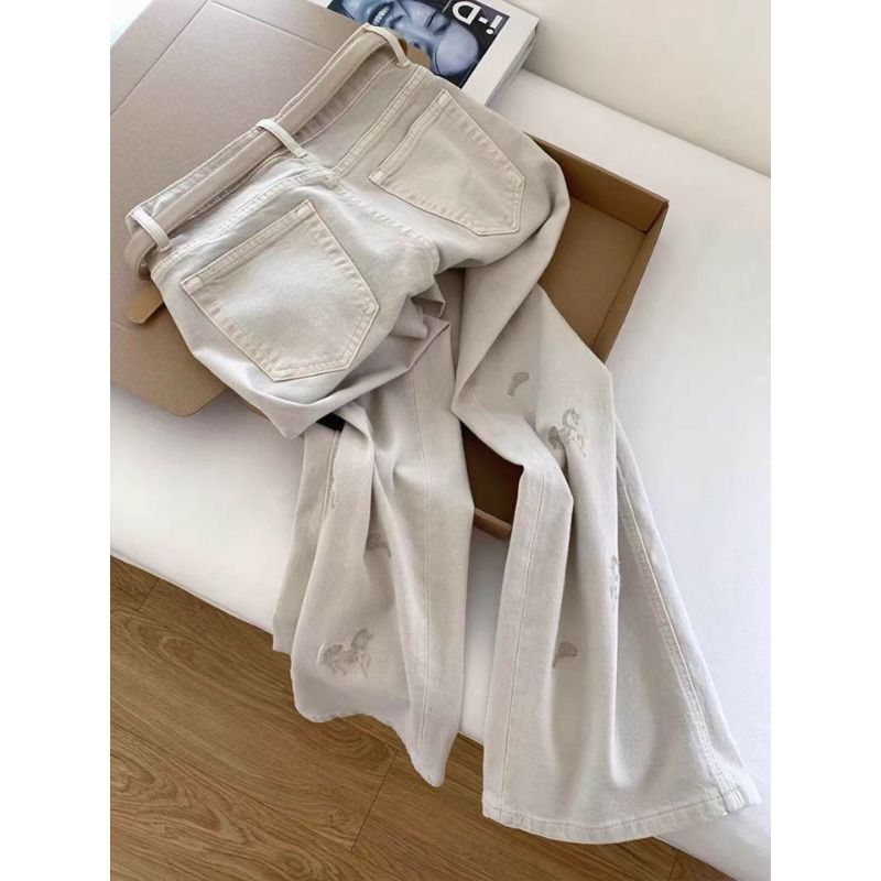 辣妹復古小馬刺繡牛仔褲女春季米白色高腰顯瘦寬松闊腿直筒拖地褲
