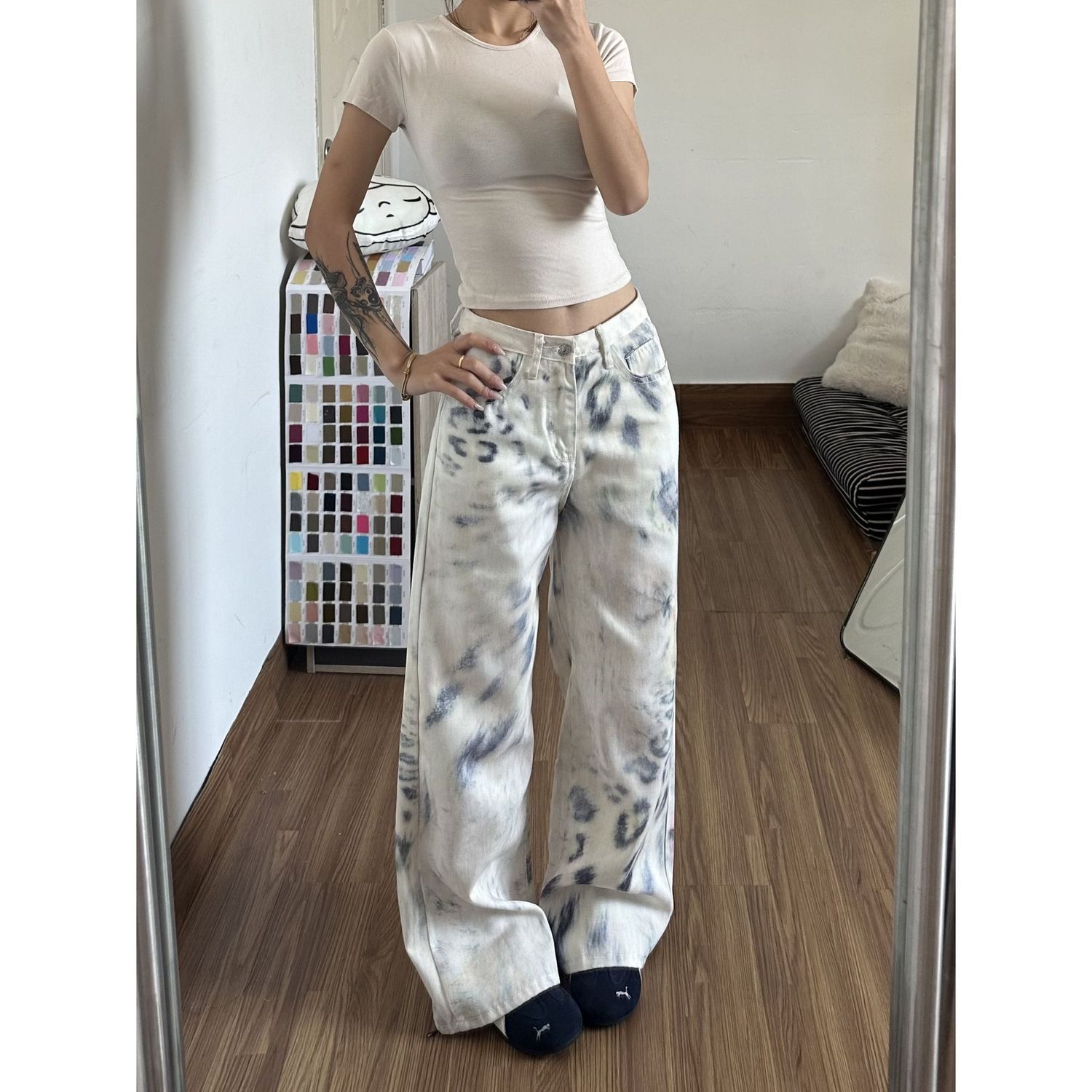 豹紋扎染白色闊腿牛仔褲褲子女款2026春季新款設計感休閑拖地長褲