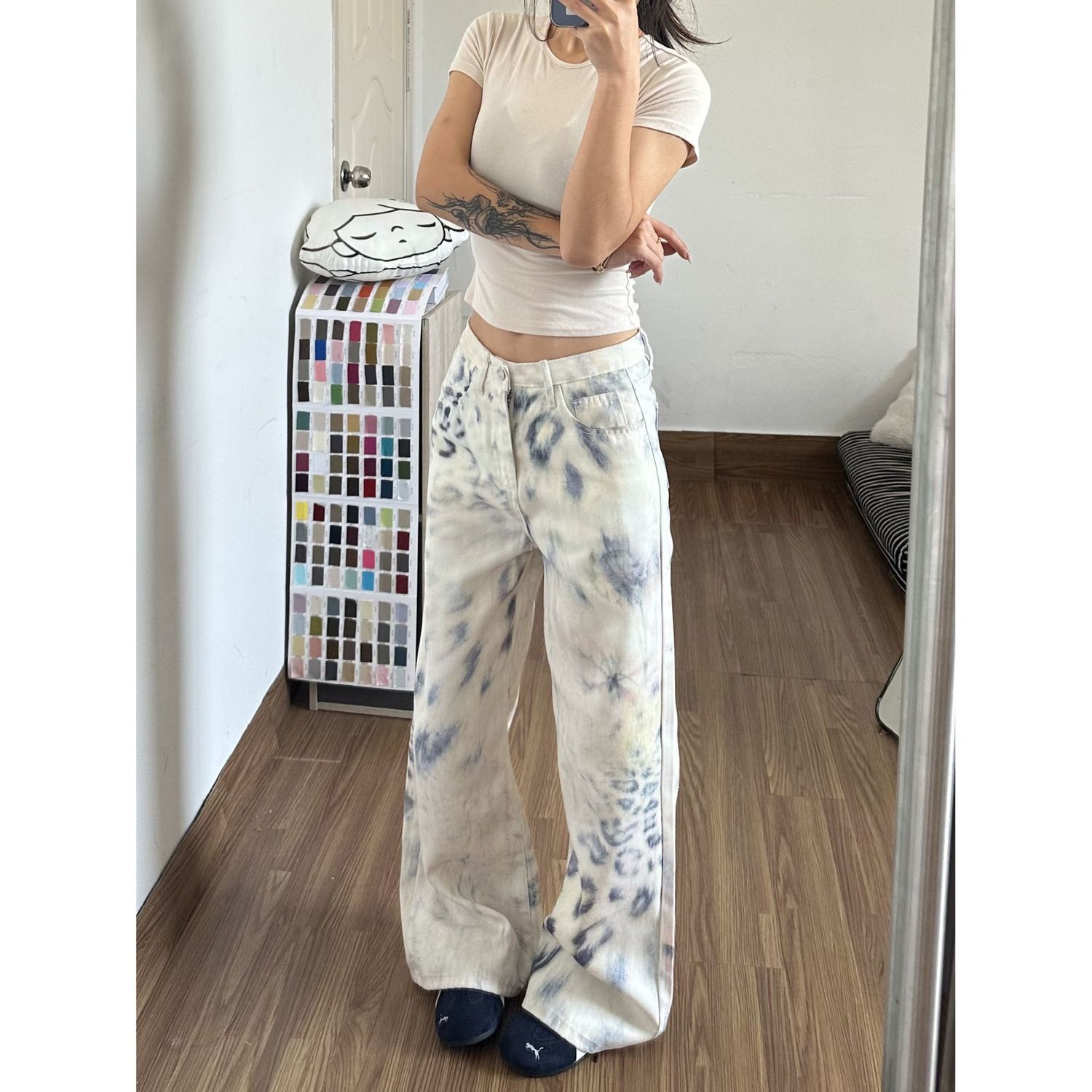 豹紋扎染白色闊腿牛仔褲褲子女款2026春季新款設計感休閑拖地長褲