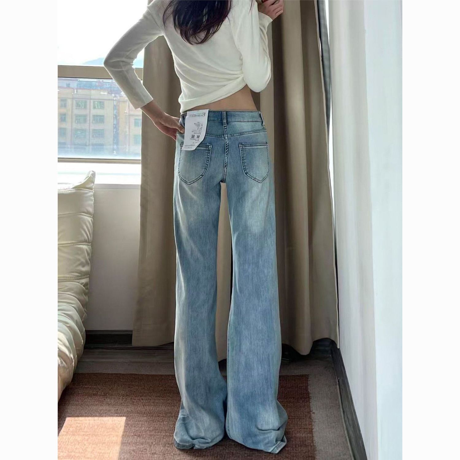 淺藍色微喇牛仔褲女2026春夏新款低腰顯瘦辣妹小個子不貼腿喇叭褲