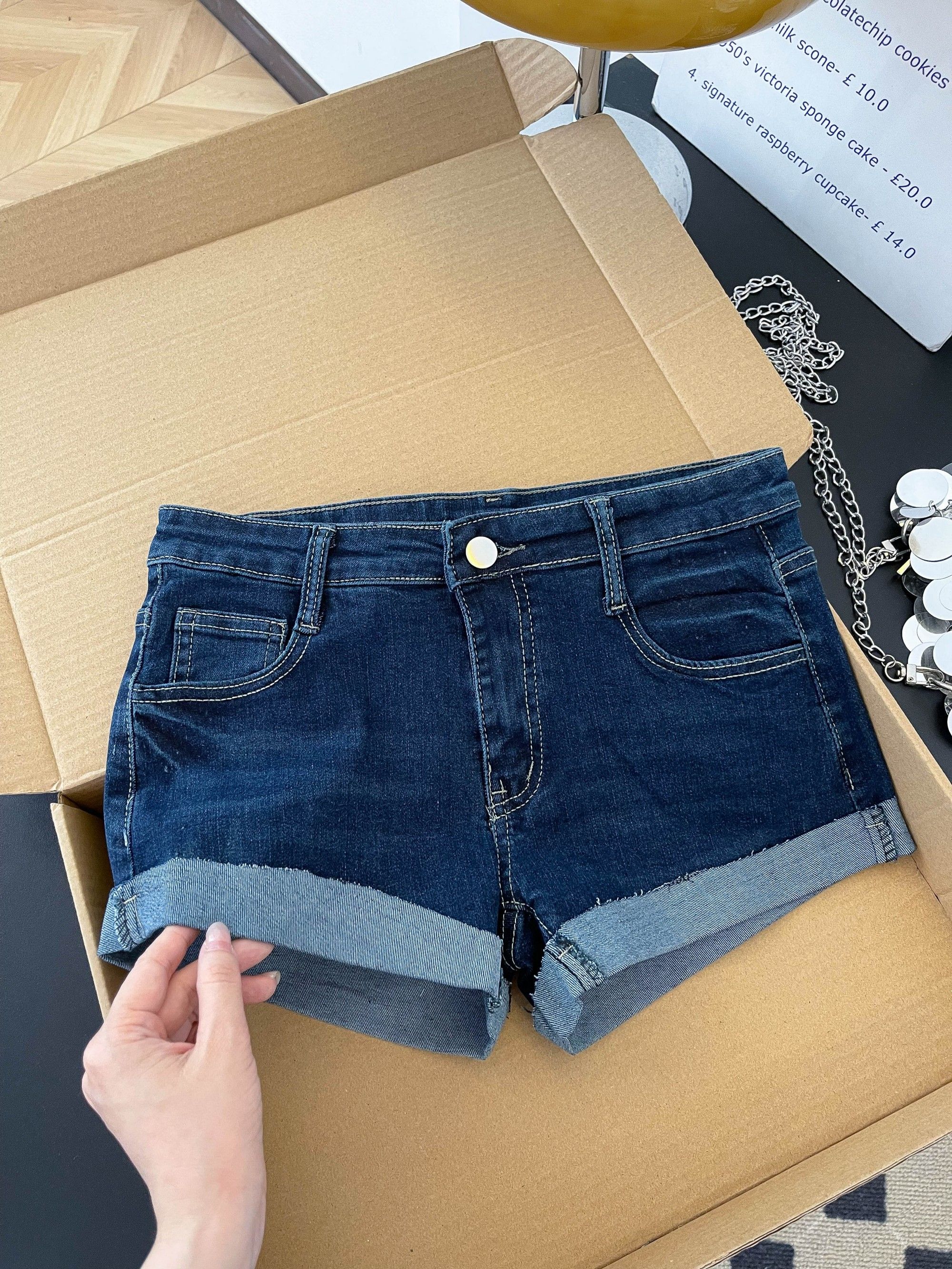 韓版辣妹低腰牛仔短褲女夏季性感緊身顯瘦熱褲卷邊設計感超短褲