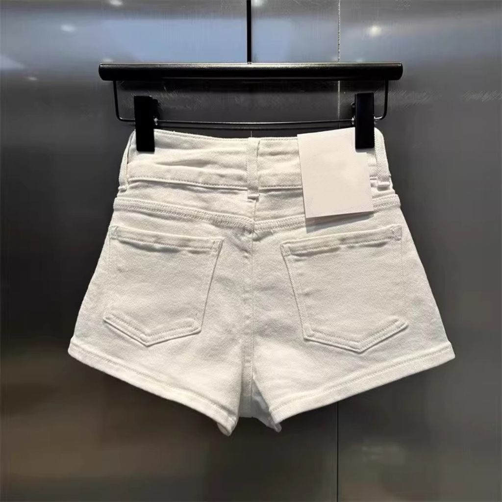 白色高腰雙扣豐胯牛仔短褲女2026夏新款彈力顯瘦a字包臀超短熱褲